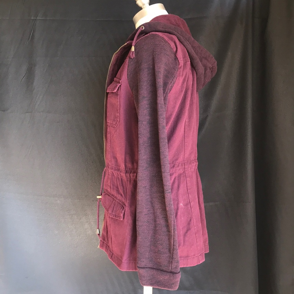 Jacket - Picture 2 of 5